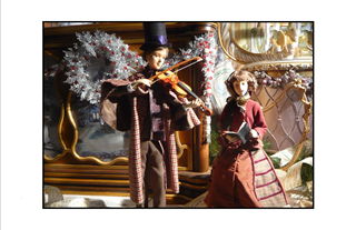 Christmas Victorian Violinist and Caroler