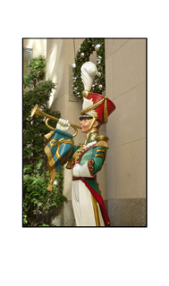 Wooden Soldier blowing bugle